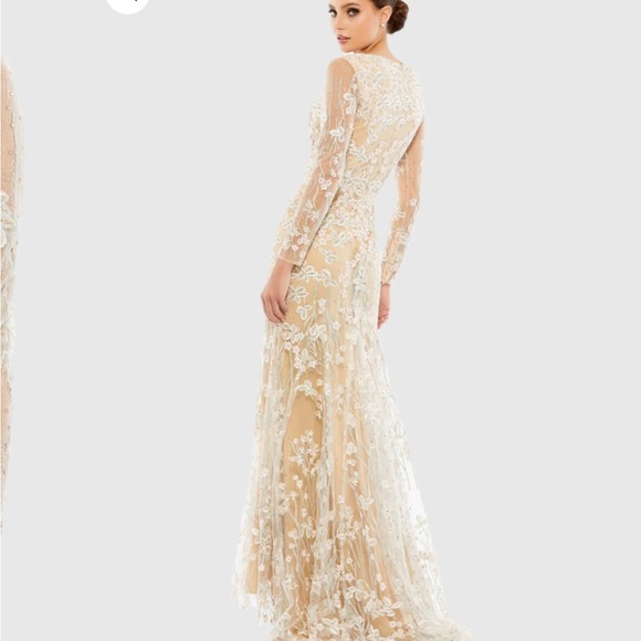 Mac Duggal Long Sleeve Lace Gown in Cream and White - Picture 2 of 9